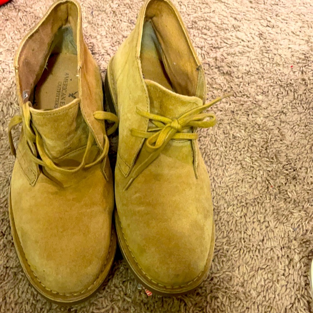 American Eagle Chukka boots